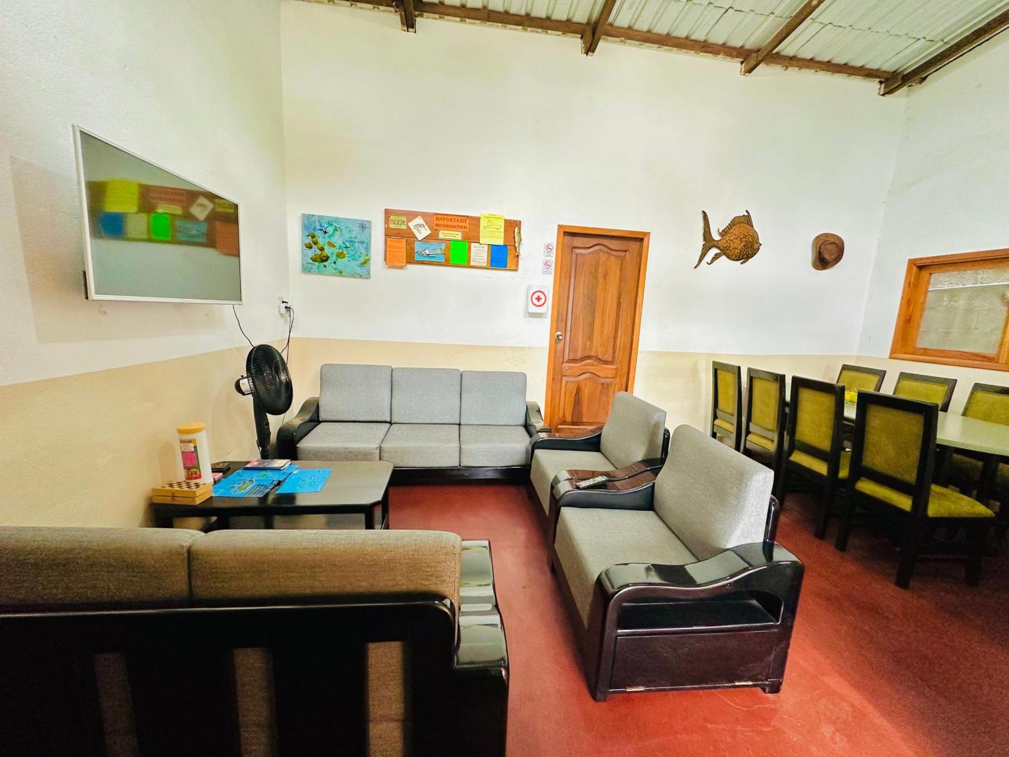 Casa Independiente Puerto Ayora  Bagian luar foto